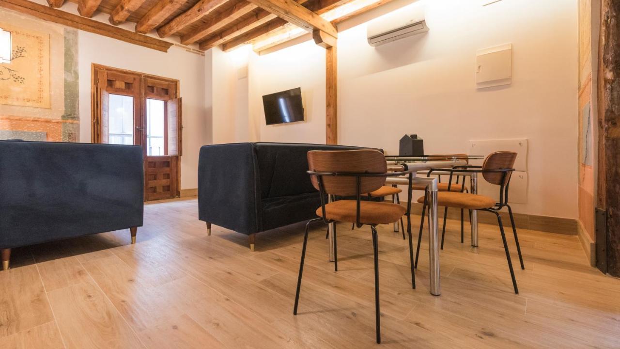 Apartamentos Boutique Pinocho Толедо Экстерьер фото